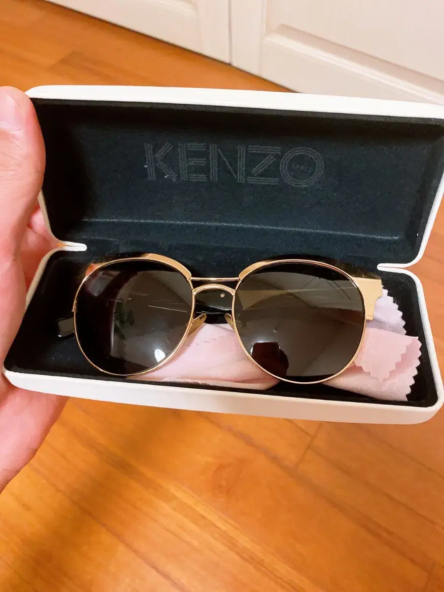 KENZO 겐조선글라스 KZ3054K